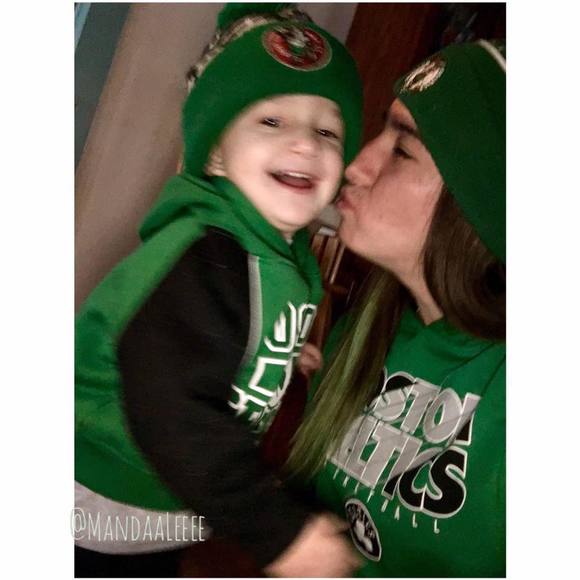 Meet your Posher, Amanda - Picture 1 of 1